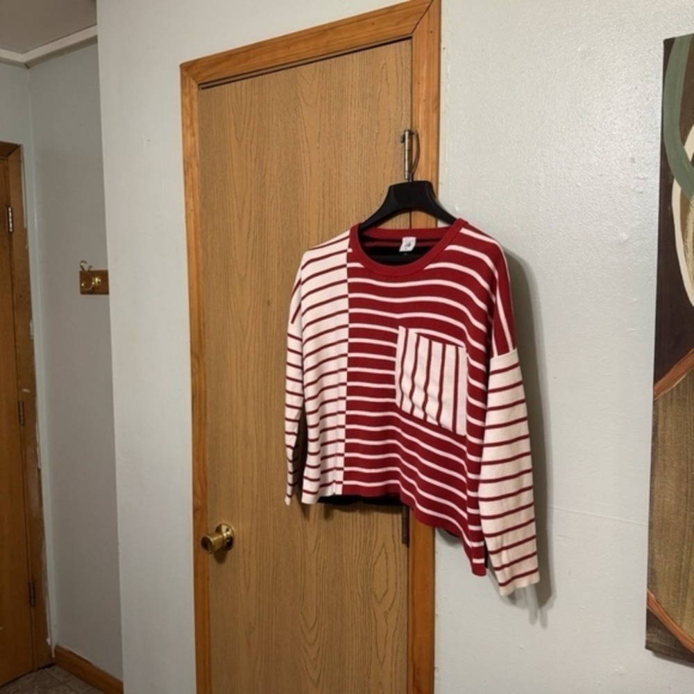 Cabi "Vivien" Medium Red & White w/Stripes Pocket Pullover Sweater - EUC
